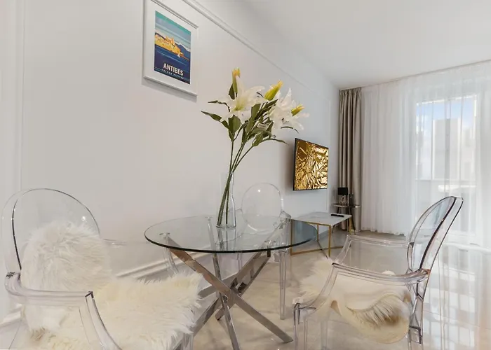 Lam Jegeho Alej - Jacuzzi - Free Parking Apartman